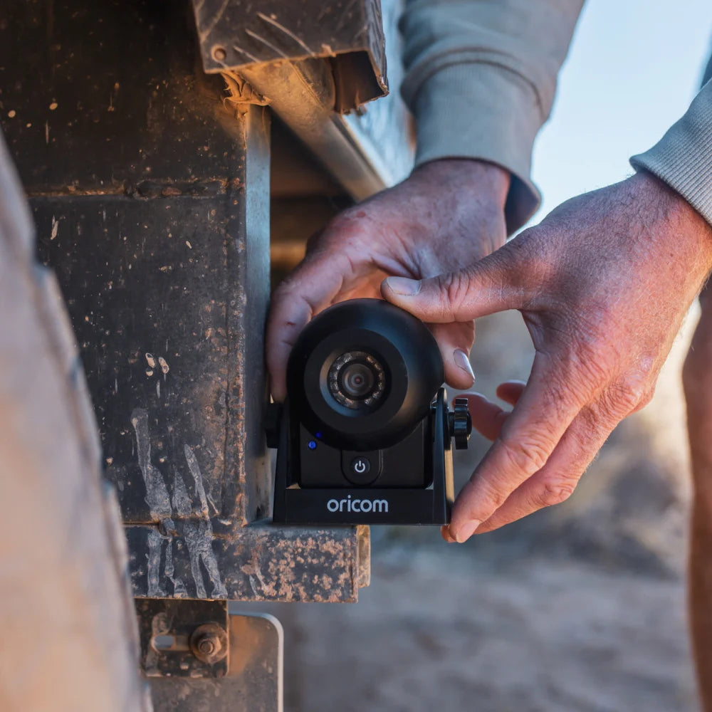 ORICOM - WRC001 IPX6 wireless reversing camera with magnetic base
