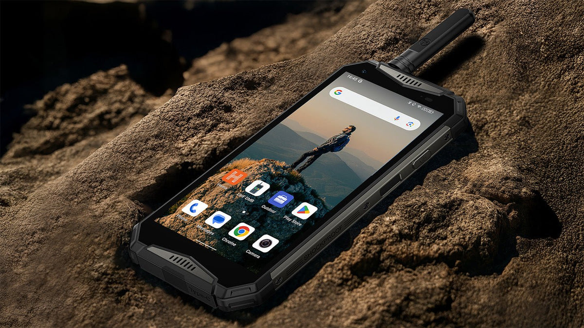 Alpine HX-Z6 rugged HEMA Nav communicator for remote Australian touring