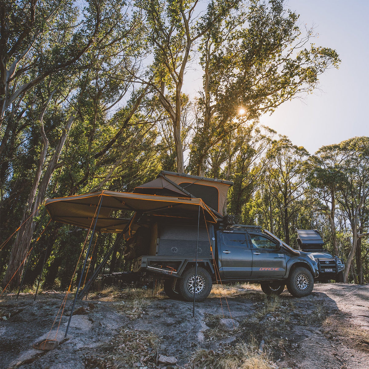 Freestanding 360 Awning