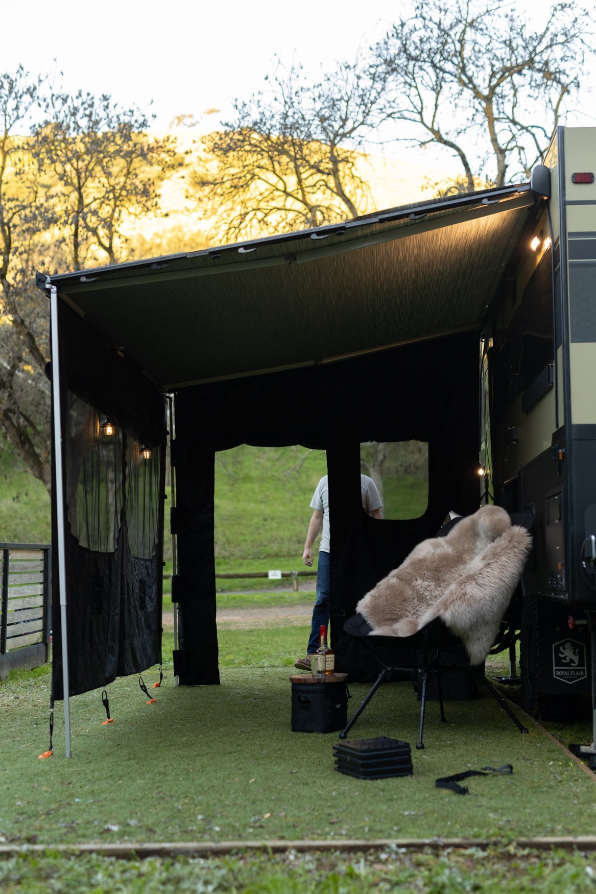 SHIELD SIDE WALLS X DOORS – supplier image 5