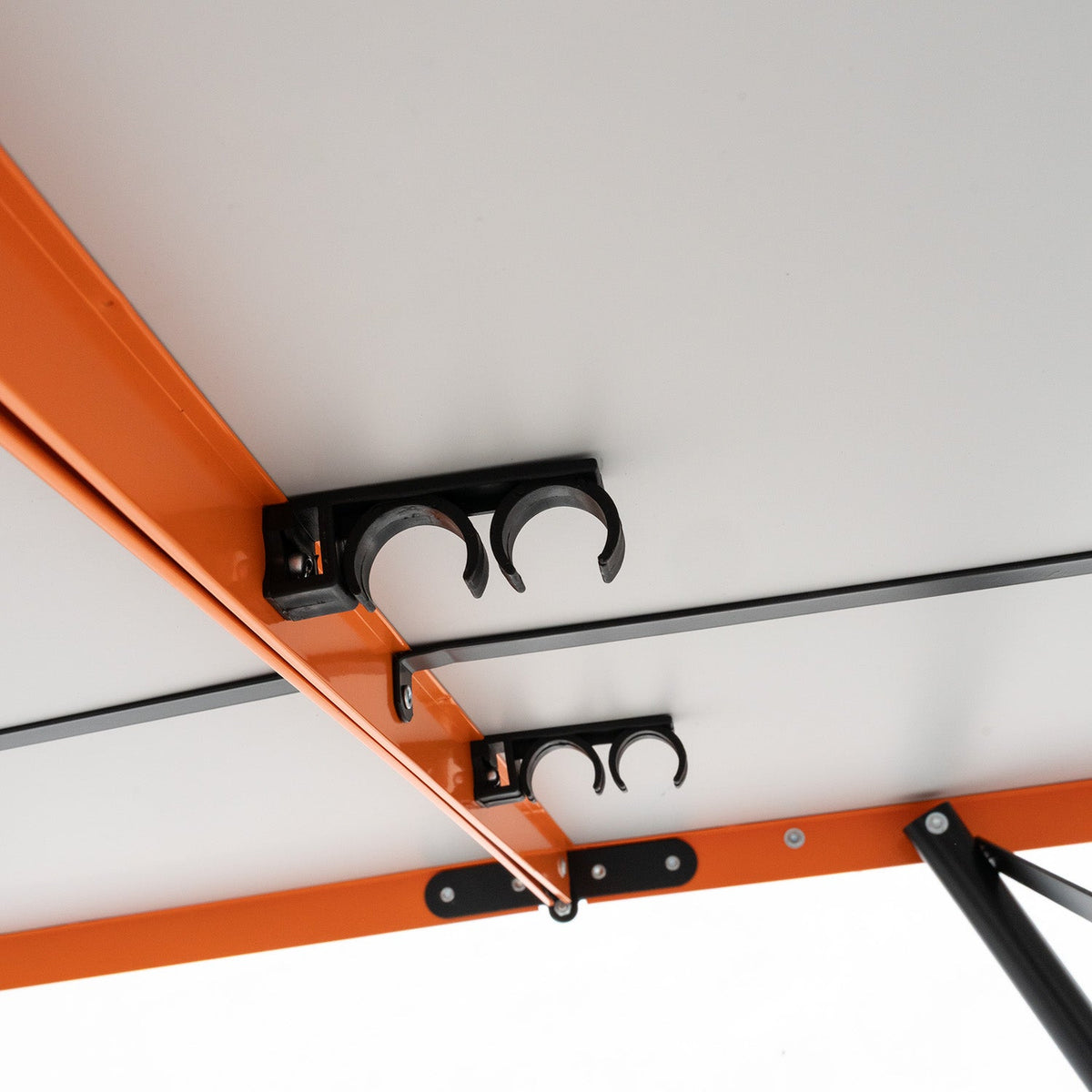 Traka 1800 G2 Table