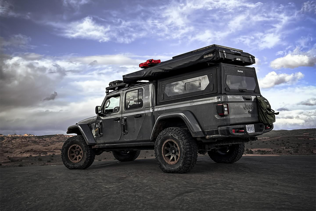 Alu-Cab Contour canopy for Jeep Gladiator
